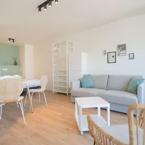 Apartment Sea Soon